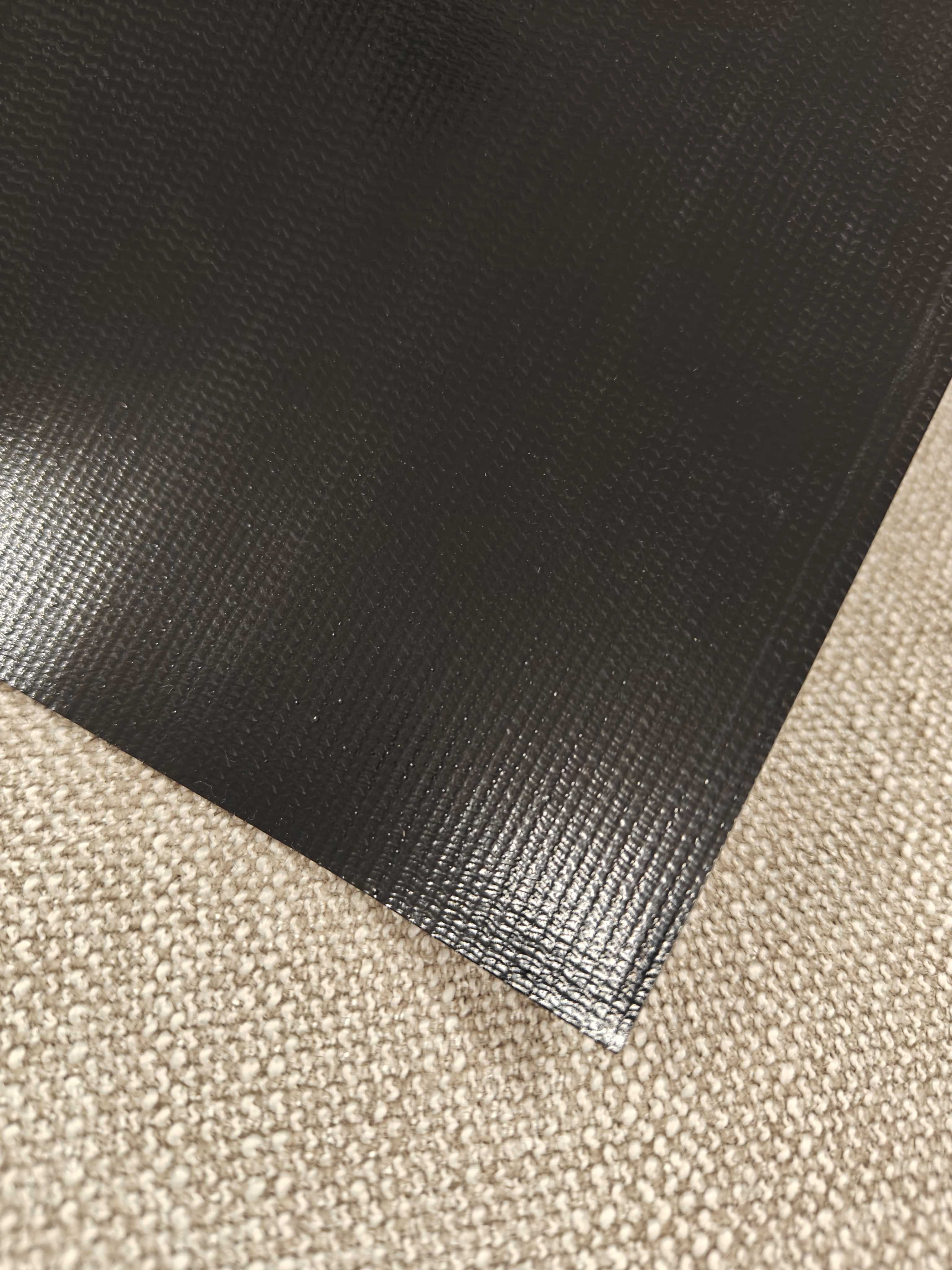 PVC pressu 650g PS 205cm musta lakka