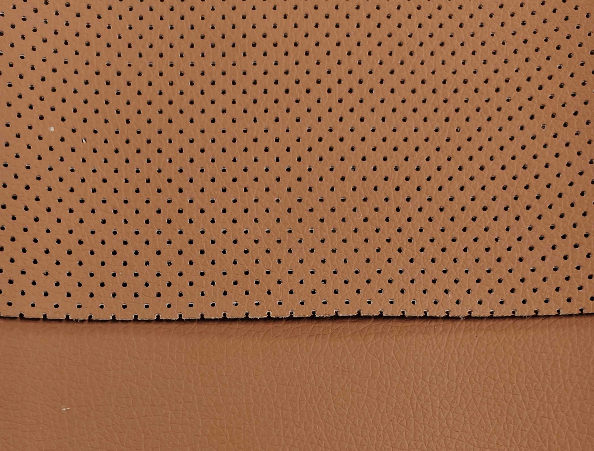 Chronus perforoitu PU-keinonahka Dark Camel