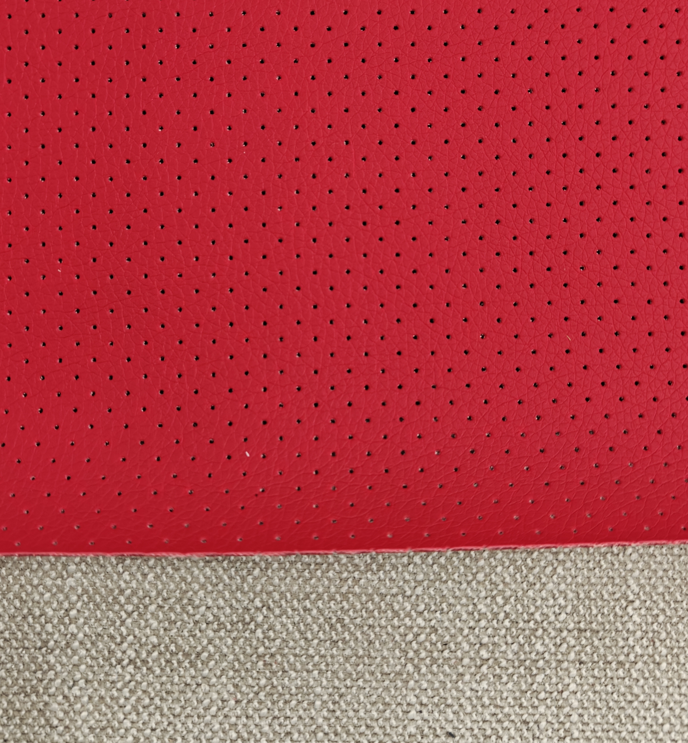 Chronus perforoitu PU-keinonahka Red