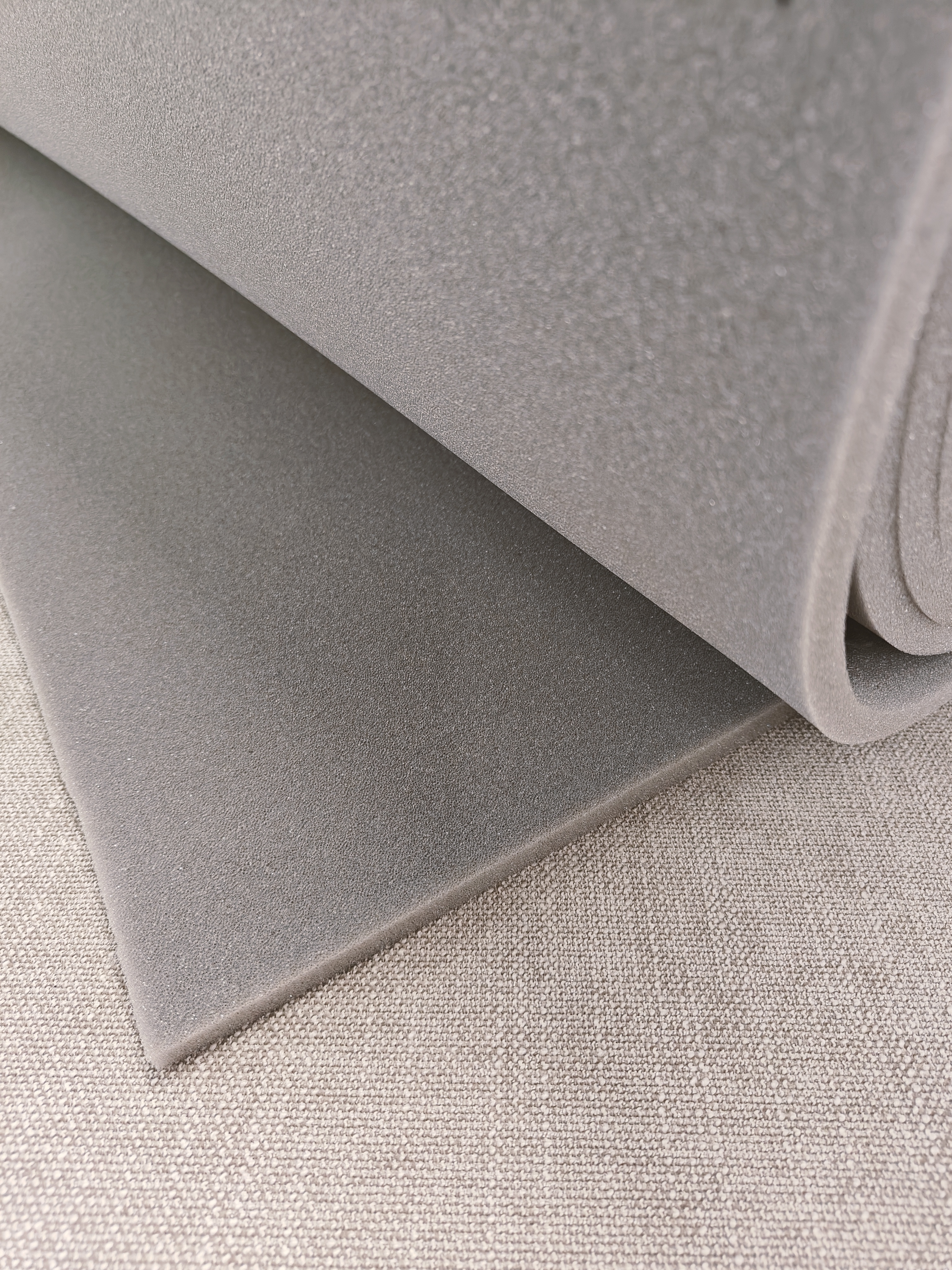 Vaahtomuovi 5mm E25PS paloturvallinen